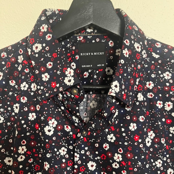 Ricky & Micky Long Sleeve Floral Button Up - Picture 2 of 4